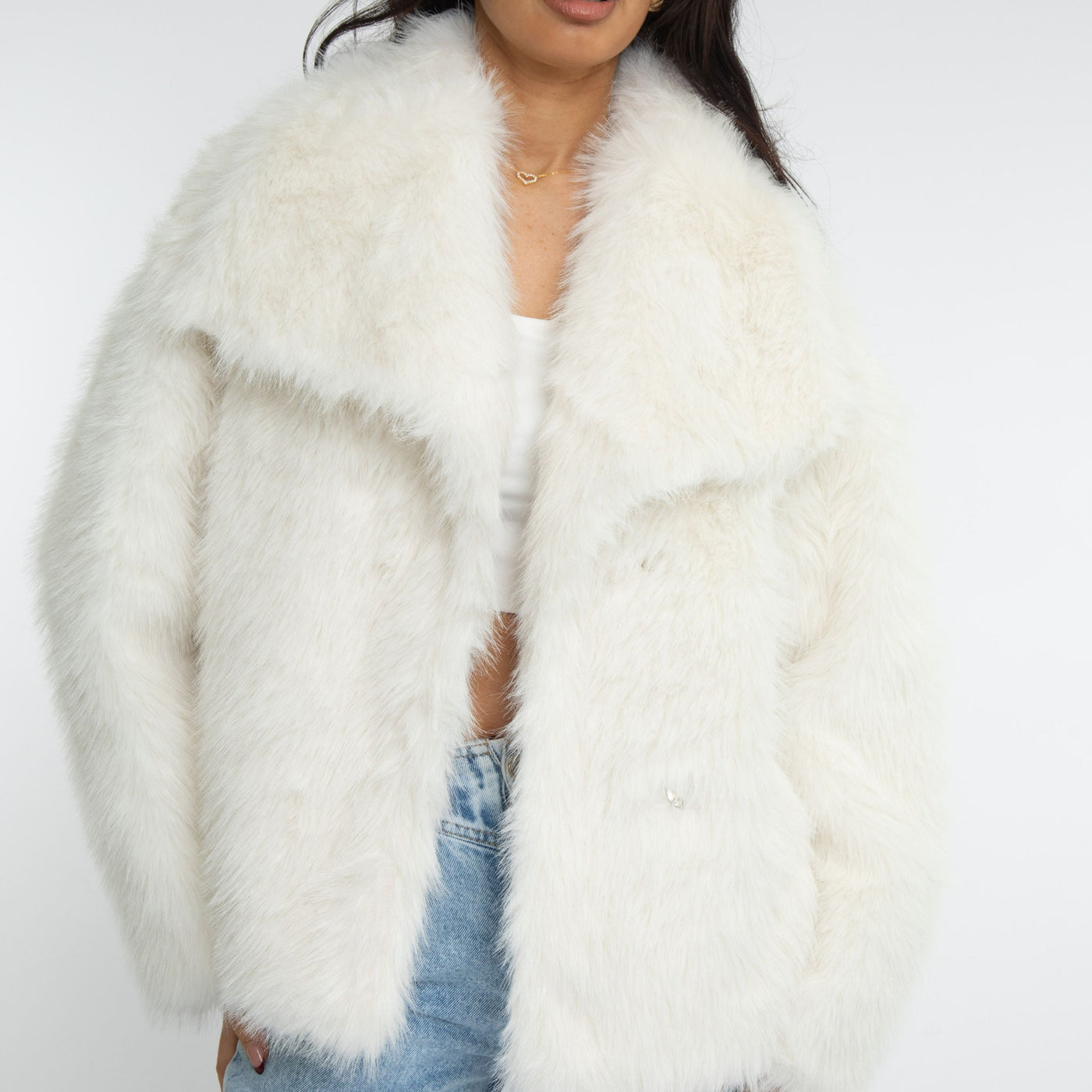 Lyxig fuskpälsjacka