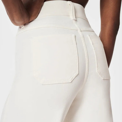 Stina™ | Högmidjade utsvängda jeans