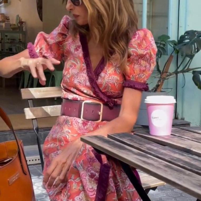 Svea™ | Maxidream Omlottklänning med Statement-Ärmar