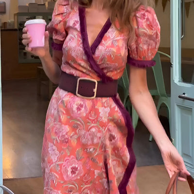 Svea™ | Maxidream Omlottklänning med Statement-Ärmar